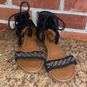 MINNETONKA “Portofino” Suede Sandals
